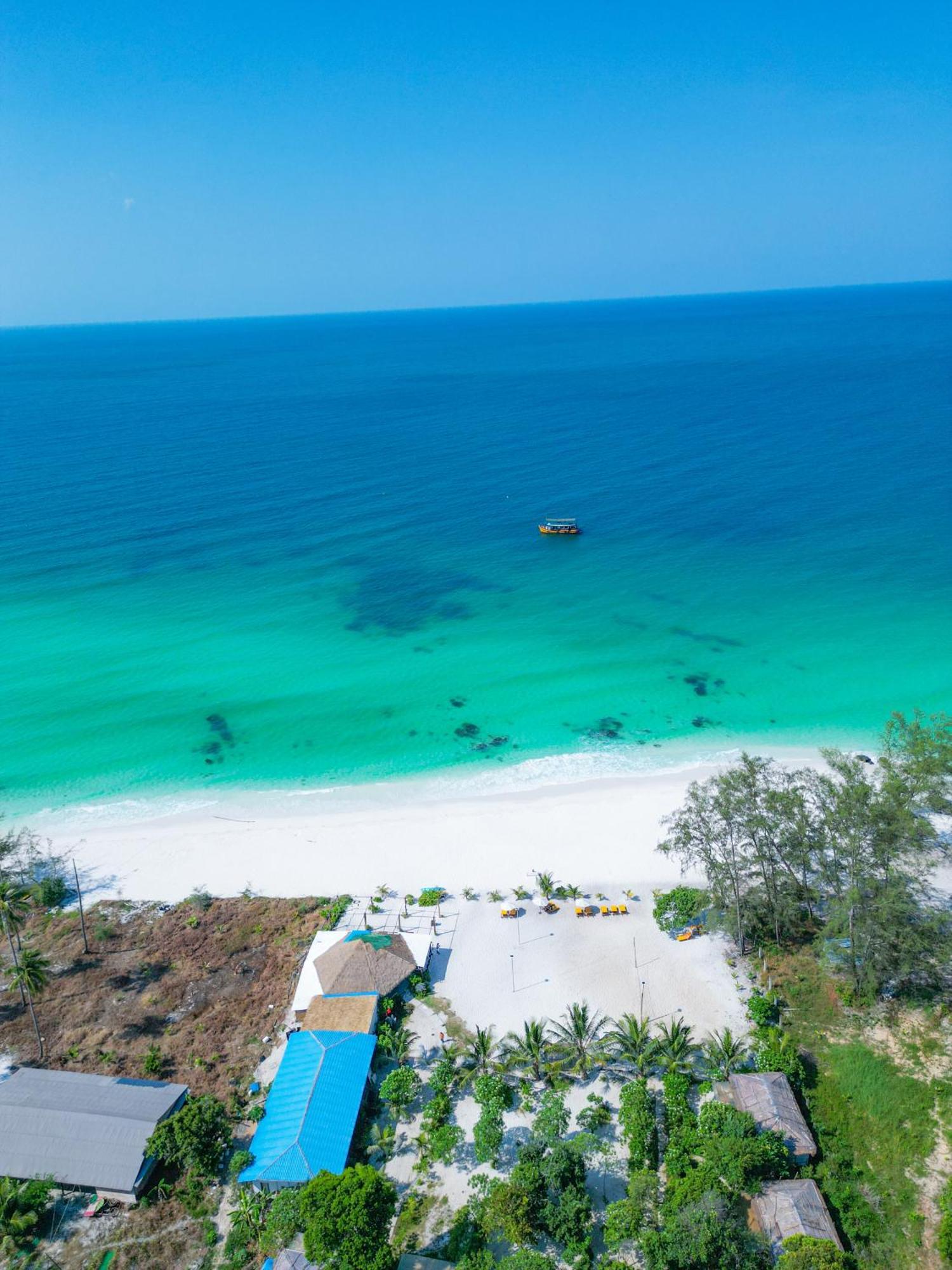 Long Beach Resort Koh Rong Sok San Village Exterior photo