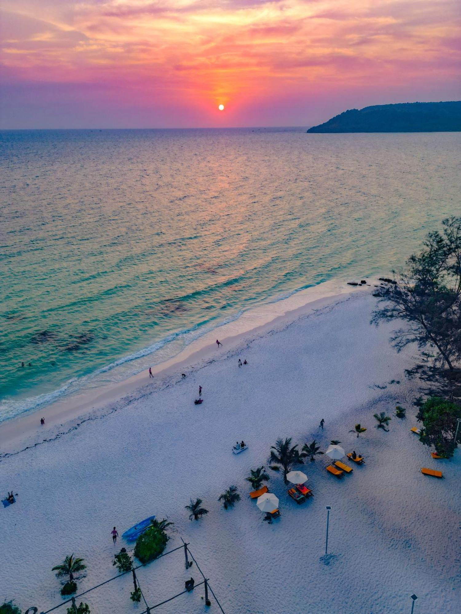 Long Beach Resort Koh Rong Sok San Village Exterior photo