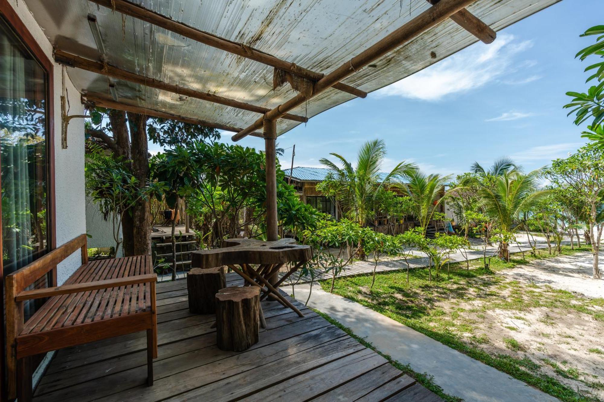 Long Beach Resort Koh Rong Sok San Village Exterior photo